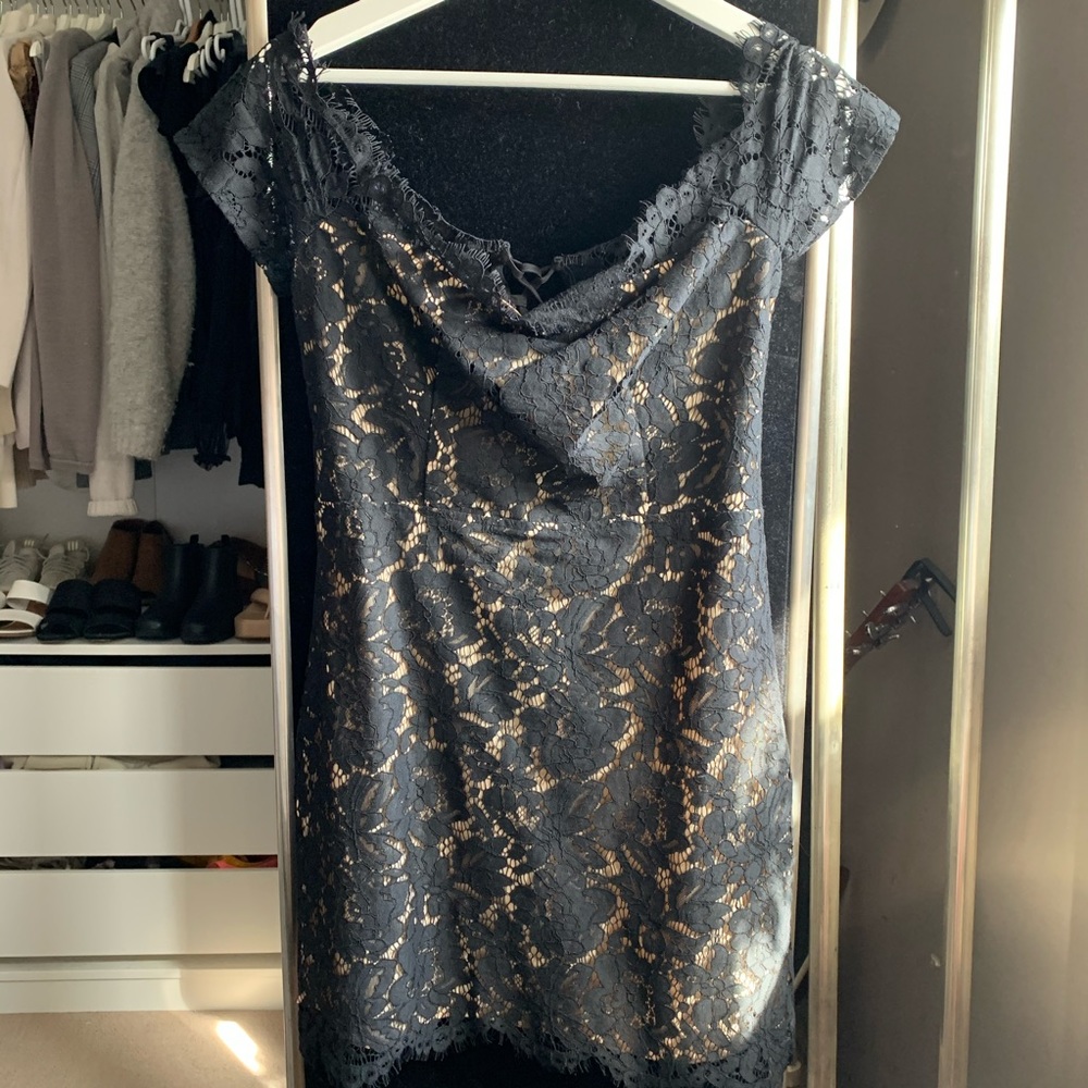 Tobi Lace dress